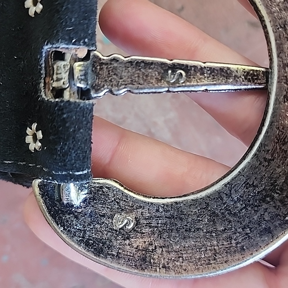 Western Boho Suede Metal Rhinestone Chunky Belt - Picture 6 of 11